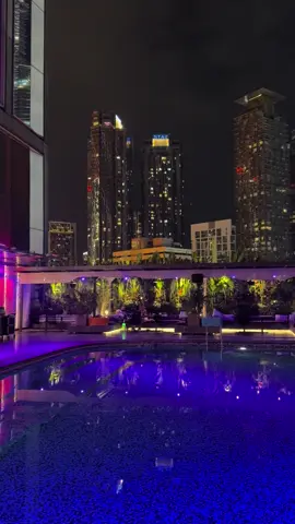 Moment de vie✨  #travel #Lifestyle #petronas #malaysia #klcc #night 