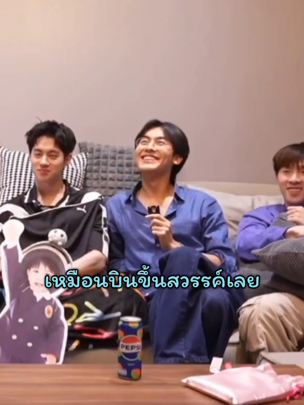 อะไรของพี่คะ!! สาววายแตกตื่นกันหมด 👀🤭🙈🩷🩵👉👈 #gornlee  #กรรี  #กรรีเพื่อนไม่จริง 