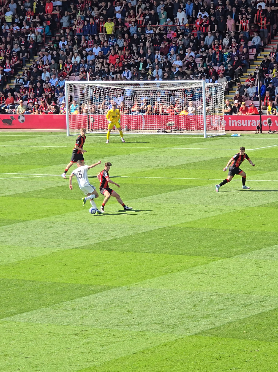 This by Mazraoui 😳🔥 #mufc #manchesterunited #mazraoui #boumun 