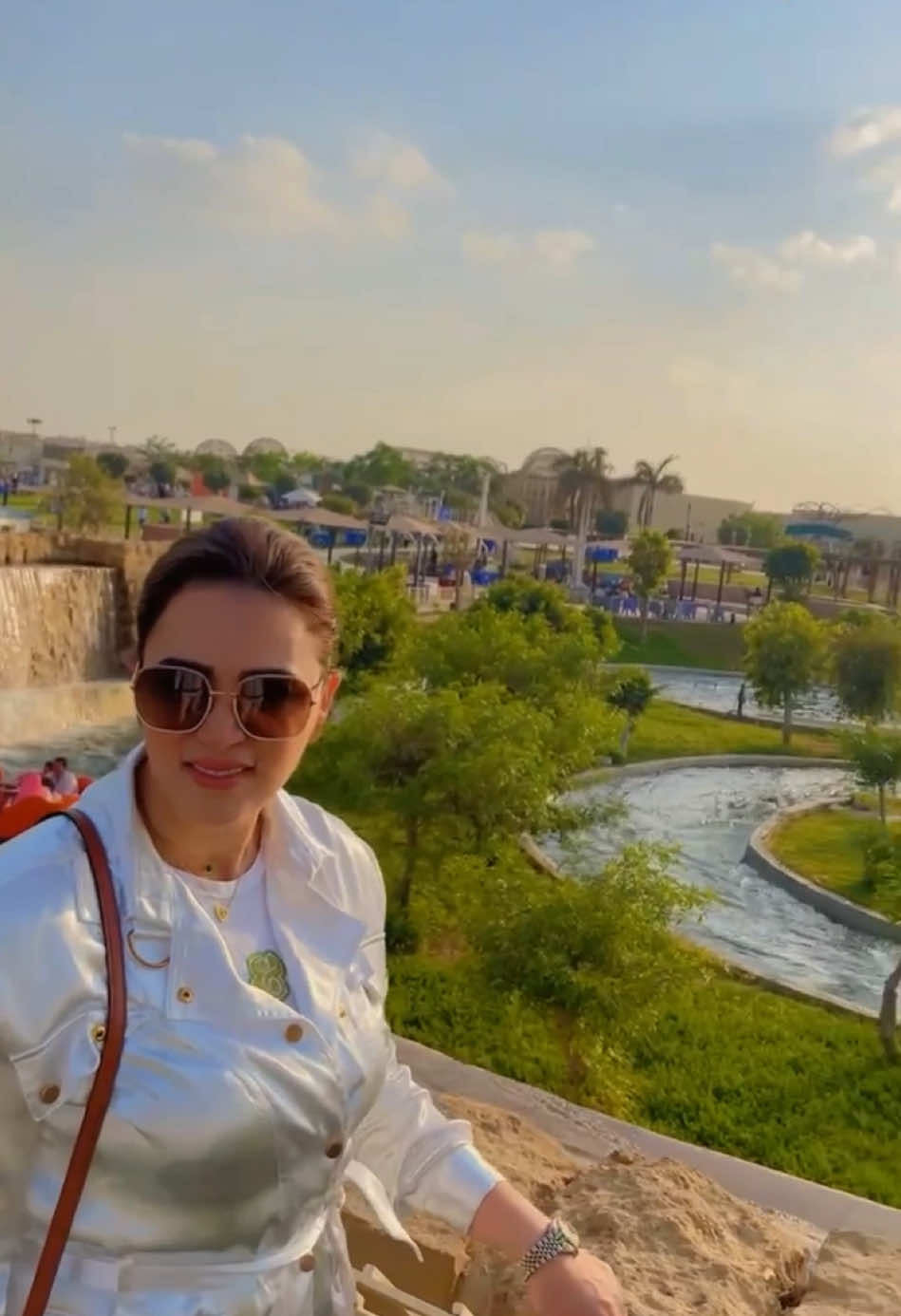 أنا الأصيلة وبنت الناس ..رفعتك وشلتك عالراس❤️💫 #بتول_بني #انتوا_نجاحي