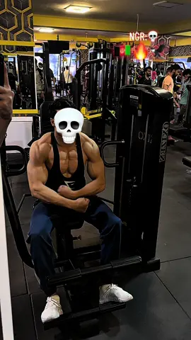 ملګرو ویډیو ریپوسټ کړی مننه🫀🤍🇦🇫#ngr_stars #dontunderreviewmyvideo #ننګرهار #gymlover #1millionviews #posing #chestworkout @Shaheen__Sediqi 