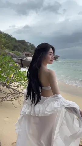 Em như cơn gió thu 