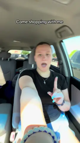 Love being an adult #trend #adult #college #collegelife #shopping #Vlog #sams #owalawaterbottle #target #22 