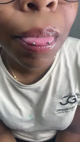 #piercing #pourtoii #fyp #beauty #piercingblackkiss #languedessignes #piercinglangue #972 #tending #viral #viraltiktok #kalash #tatouage #tending #shanonn #kaporalmic #tsbfamilie #woomzndyl#kryssy #admiral#natoxie#ticouby#xman