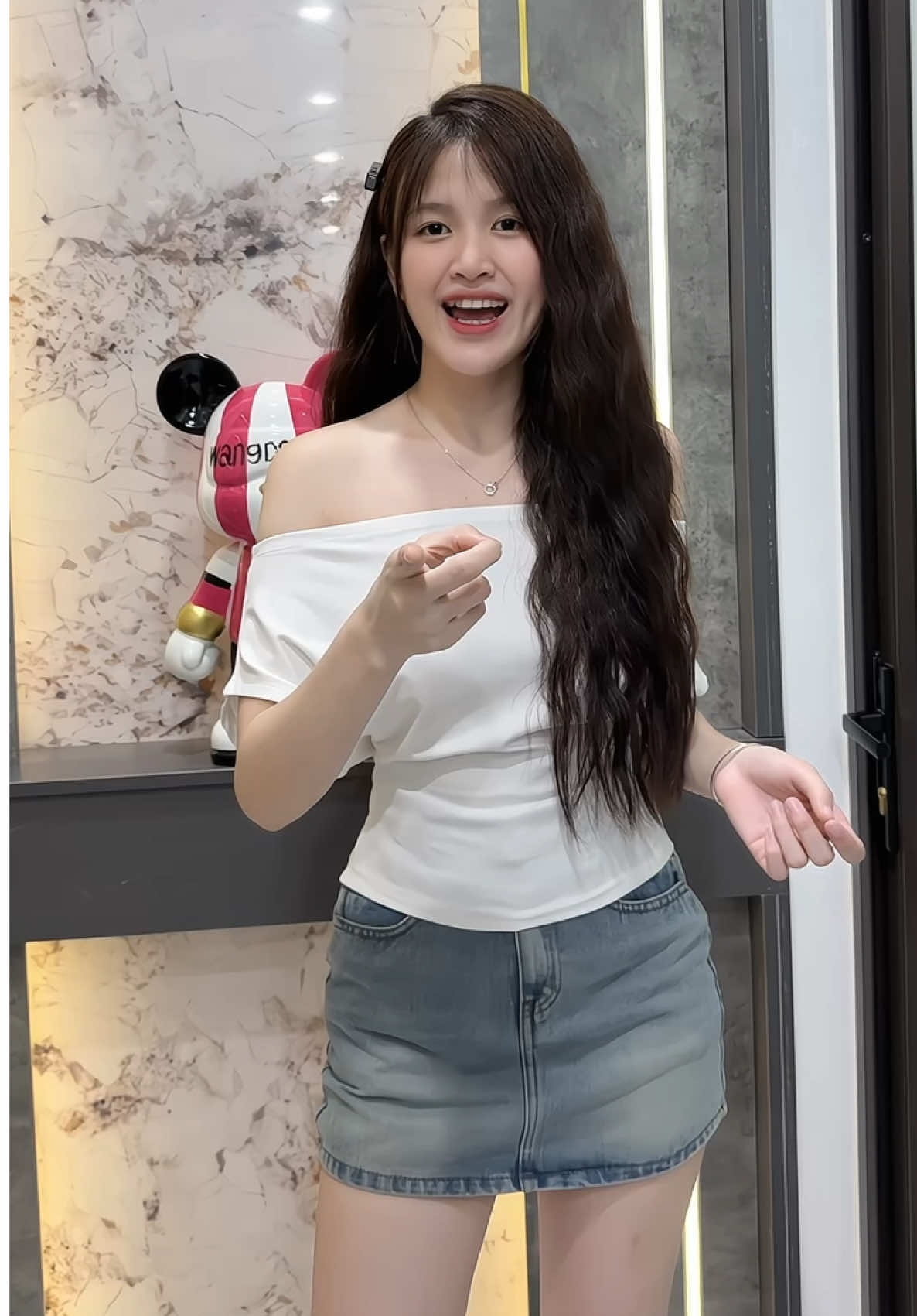 Áo lệch vai 