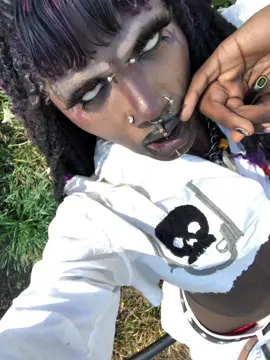 #ajanaemonroe #styledbyaj 