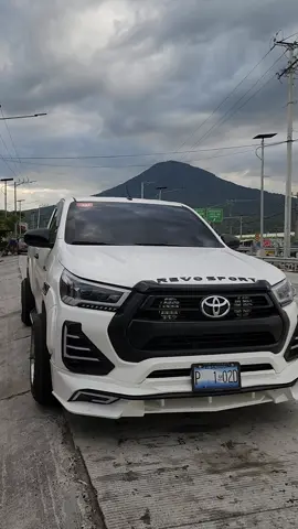 Gasparin y su show dinamico😁✌️ #xyzbcafypシ #seguidores❤ #minimachine #trd #elsalvador🇸🇻 #toyotero #paratii #hilux #revo #srv #gazzoracing 