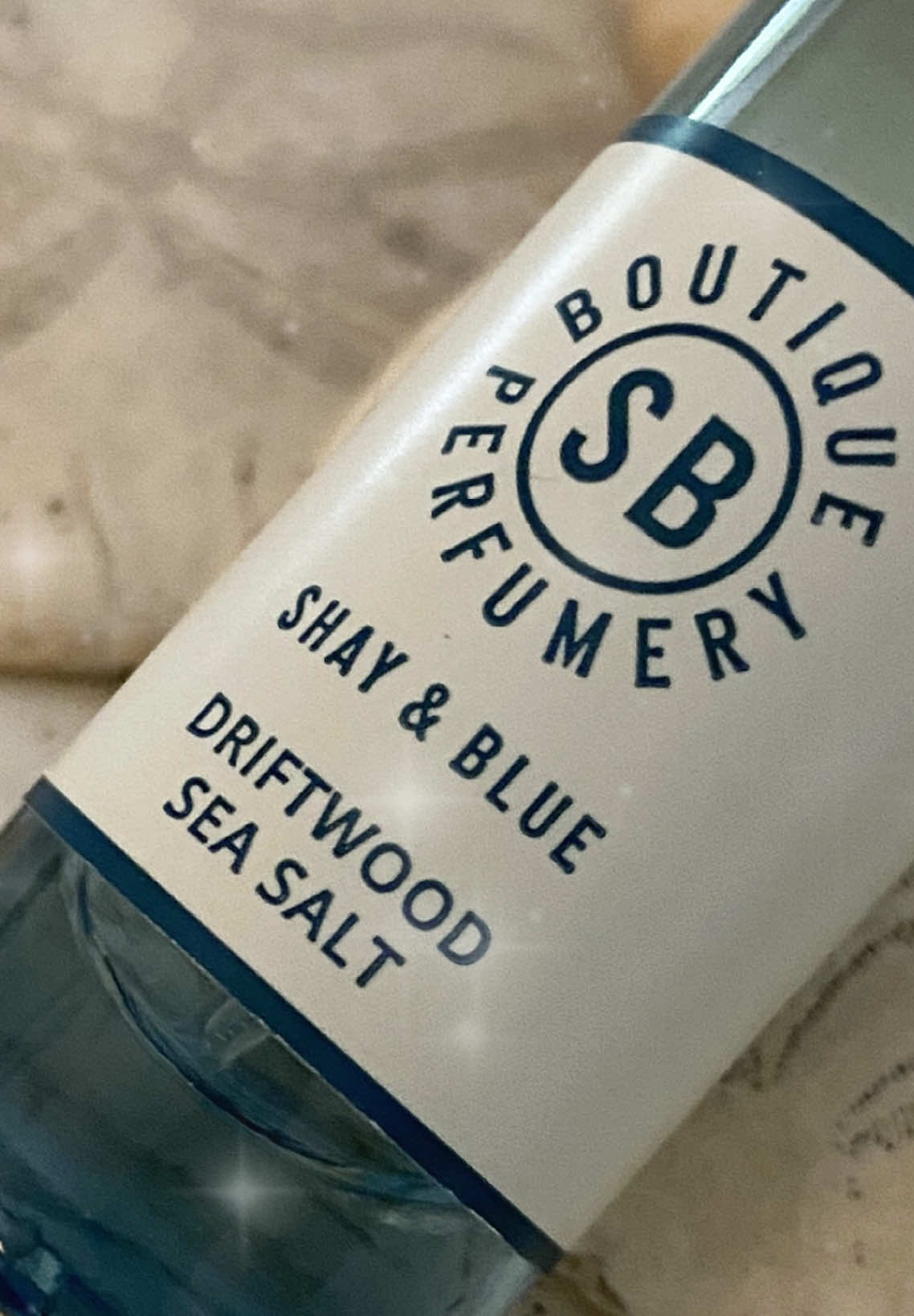New fragrance alert!!! I’m loving this Driftwood Sea Salt fragrance by Shay & Blue! 💙 This is a woody marine scent that is uniquely unisex. I find this fragrance to be energizing and uplifting. It reminds me of a dreamy night walk on a deserted tropical beach. 🌊 The fragrance notes include:  Samphire, Sea Salt, Pink Pepper, Bergamot, Wood Sage, Cedarwood, Sandalwood, Marsh Vetiver, Patchouli, Driftwood, Moss, and Solar Flower. 🌴 This is a brand new fragrance that was just released this month in April 2025. This limited edition fragrance was created by perfumer Julie Massé. 🌟 ✨ Link in bio to shop! Save 20% off your order with my discount code: JUMPER-20OFF  ✨ I received this product complimentary from Shay and Blue in exchange for my honest feedback. 💫 #unisexfragrance #shayandblue #driftwoodseasalt #fragrance #perfume #gifted #collab #juliemasse  @Shay & Blue USA @Shay & Blue UK 