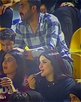 مشجعة اربيل لحظة خسارة فريقها بهدفين نظيفين امام الشرطة🤕🔥#الدوري_لعراقي🇮🇶 #تصميم_فيديوهات🎶🎤🎬 #متابعه_ولايك_واكسبلور_فضلا_ليس_امر 