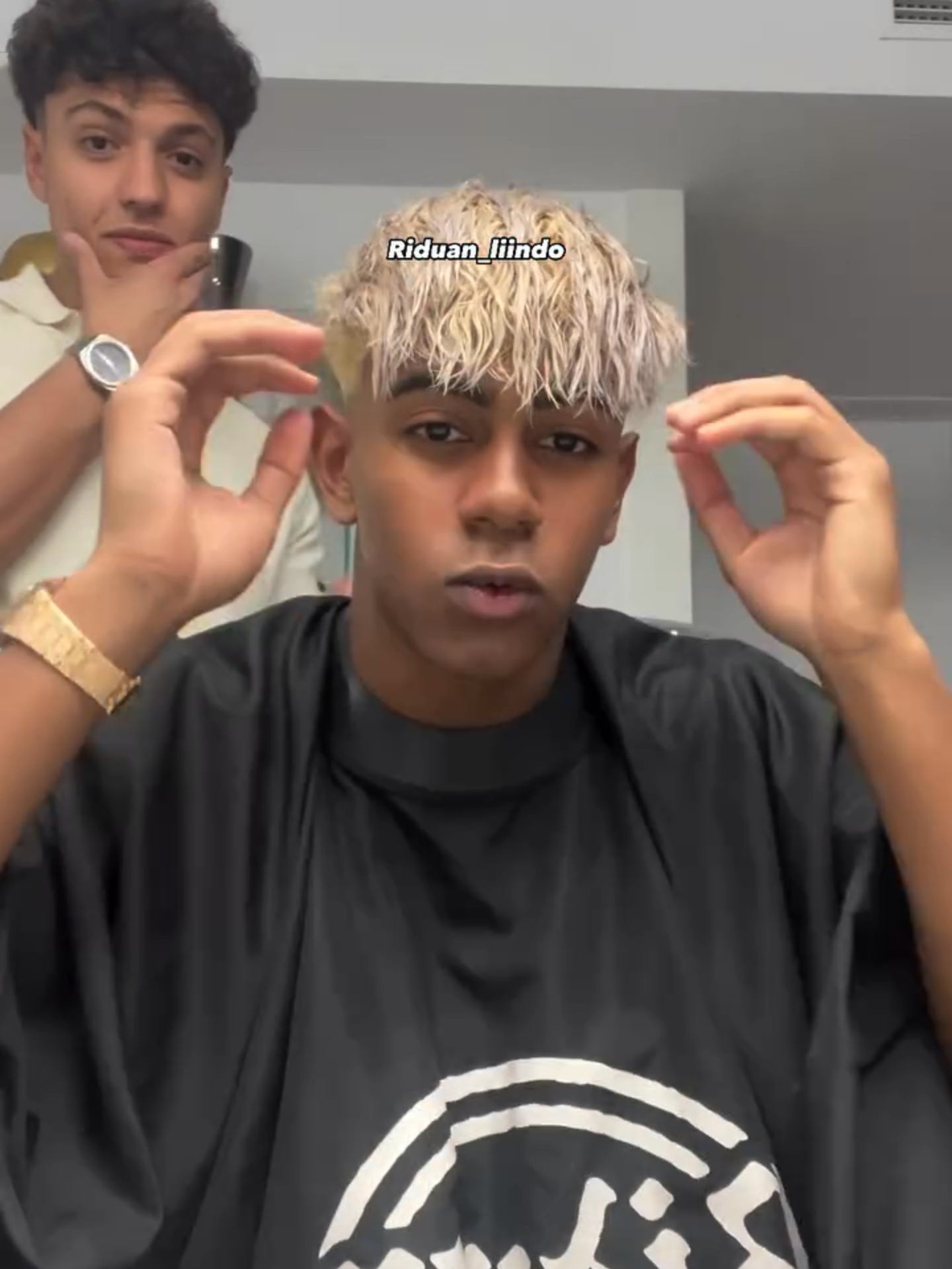 💇‍♂️ El antes y después del nuevo look de Lamine Yamal, figura del Barcelona en la Copa del Rey. 🎥 riduan_liindoo (IG) #LamineYamal #Barcelona #Barça #futbol #tiktokdeportes