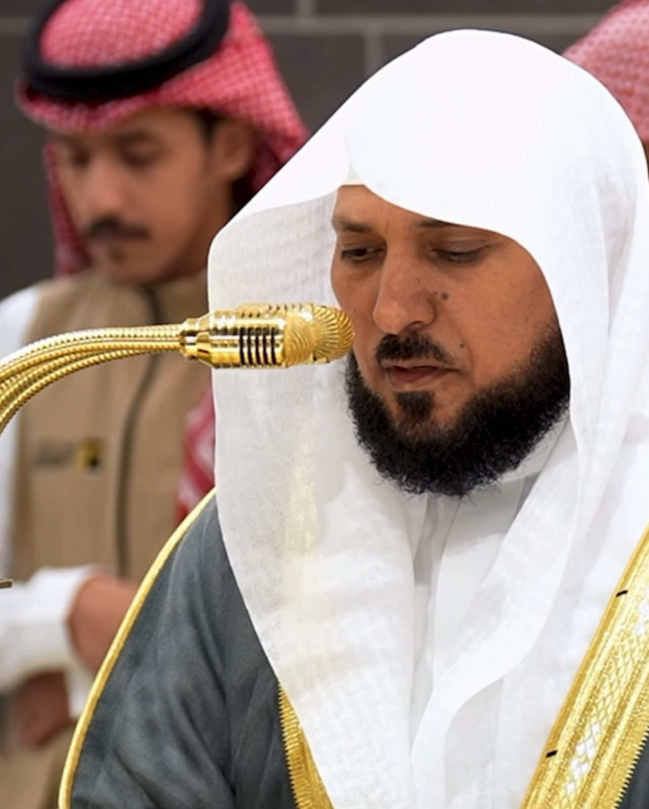 ﴿ فَاستَجابَ لَهُم رَبُّهُم أَنّي لا أُضيعُ عَمَلَ عامِلٍ مِنكُم مِن ذَكَرٍ أَو أُنثى ﴾ ‏قال قتادَة: والله ما زالُوا يقولون  ‏