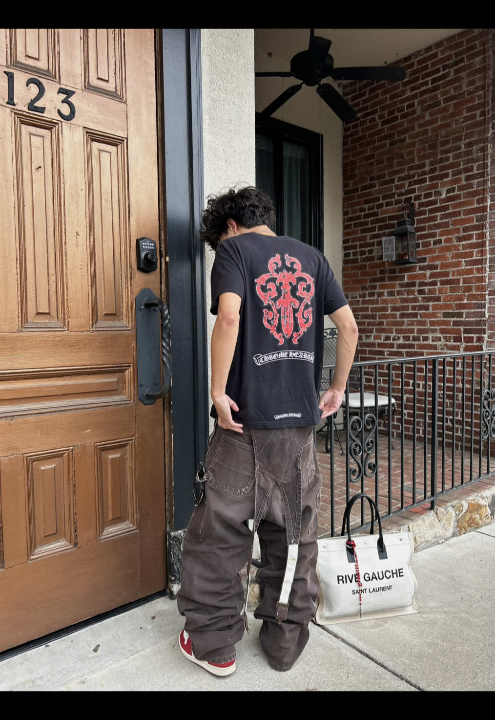 starting with supreme  #targetaudience #hypebeast #bringback2016 #fashion #outfits #fyp #foryou 