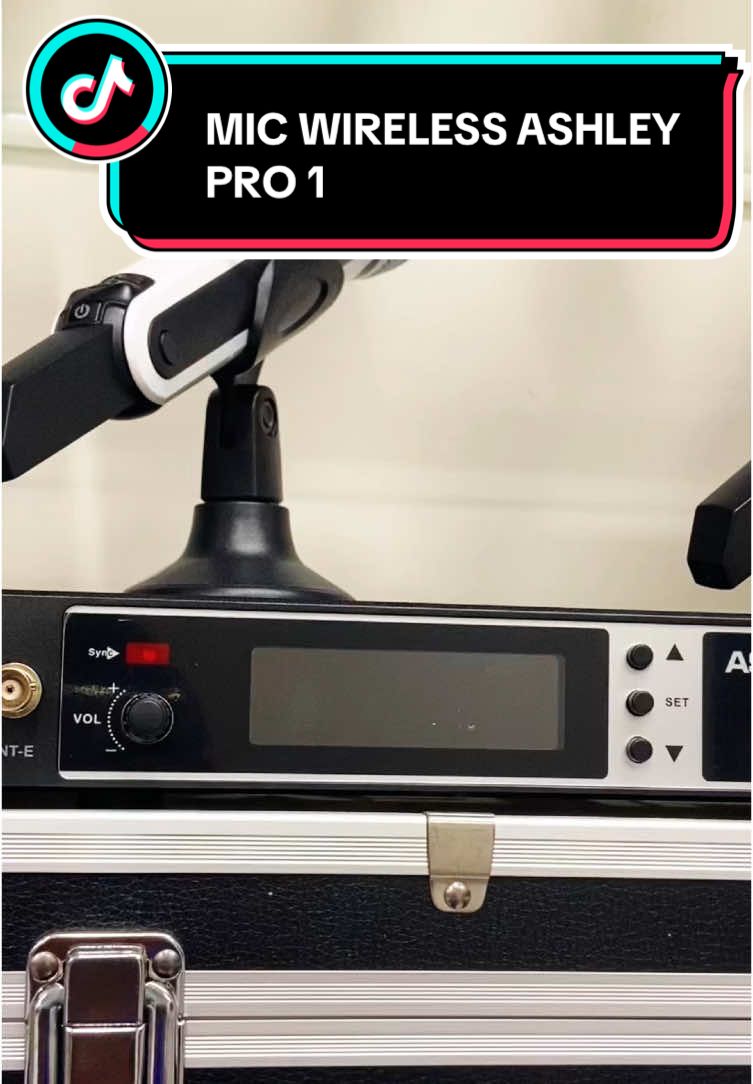 Mic wireless ashley pro 1 sudah 6 antena dan dilengkapi dengan koper harkis jadi lebih profesional dan simpel #ashleypro1 #micwireless #micwirelessashley #micashleypro1 #micwirelesstermurah #micwirelessterbaik #micwirelessmurahberkualitas 