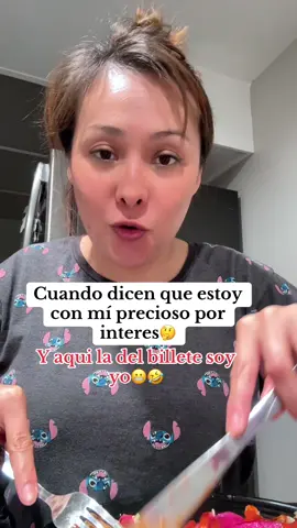 Escupe tu veneno pa otro lado chavita🤣🤣🤣🤣#lachucky #lachuckyoficial #paratii #amigos #comedia #humor 