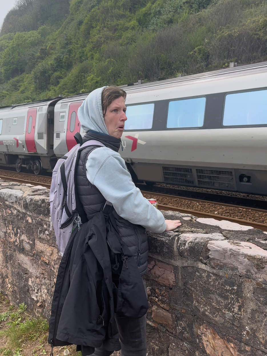 I didn't expect the driver to do that... #trainspotter #trainspotting #tones #traindriver #crosscountry 