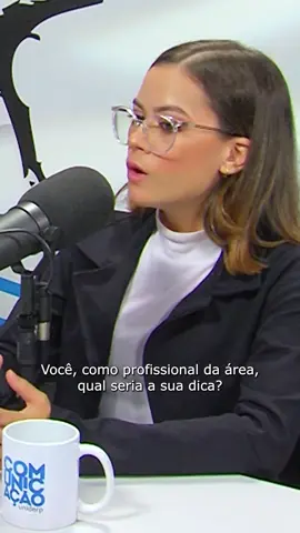 Comunica.Podcast, a convidada Elaine Paes, assessora parlamentar, compartilha suas experiências da profissão de jornalista na assessoria política. Além da satisfação ela diz que é uma área que financeiramente é excelente#jornalismo #IA #uniderp #fyp #comunicapodcast #podcast #publicidadepropaganda 