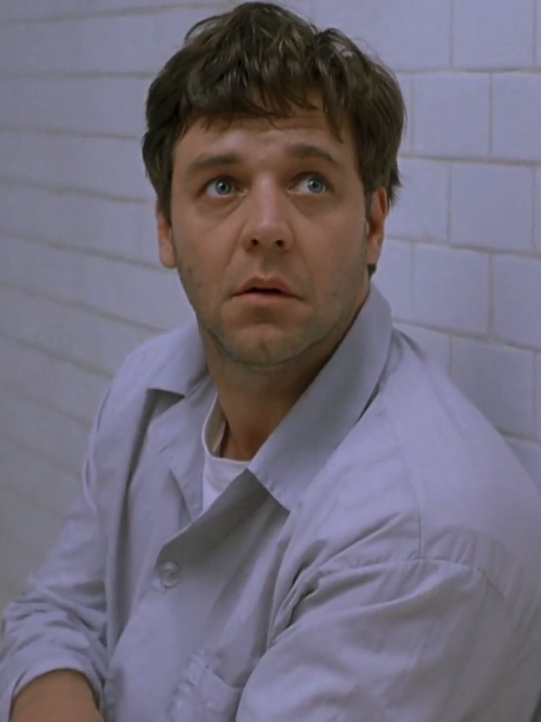 Schizophrenia at its most powerful 🎭🧠 Russell Crowe delivering a masterclass in A Beautiful Mind (2001)! #ABeautifulMind #RussellCrowe #MindGames #OscarWinner #MentalHealthAwareness #MovieMasterpiece #TrueStory #EmotionalRide #CinemaClassic #OctaneTV @octane_TV