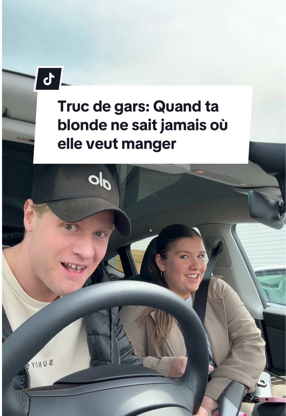 Un chum à l’écoute qu’il dit 🙄 #fyp #foryoupage #humour #couple #quebec #quebectiktok @Moca Loca Cafe 