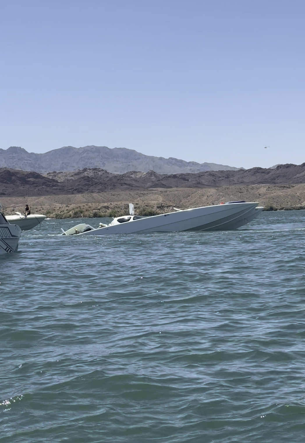 Replying to @@jlebouton the aftermath 🚤 #lakehavasu #desertstorm #boat #boataccsident #arizona #lakehavasucity #boating #desertstormpokerrun 