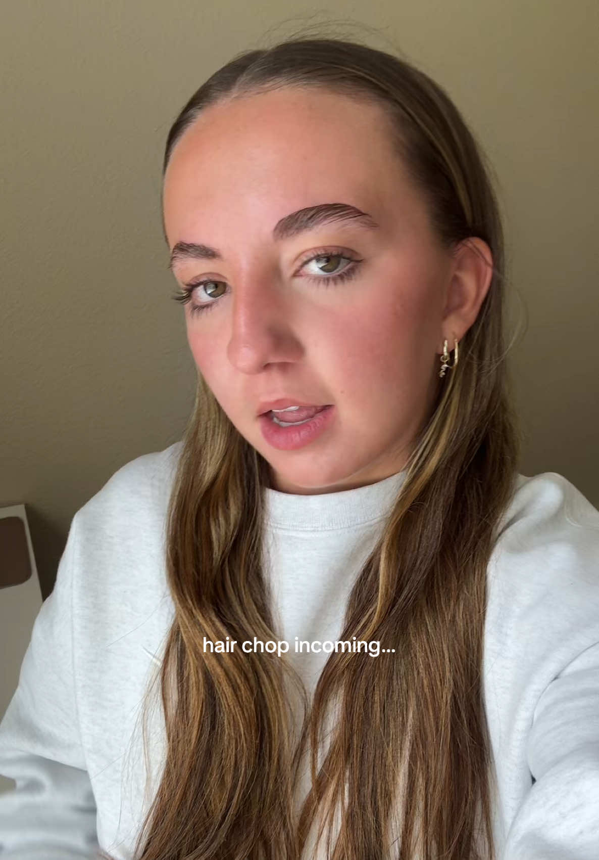 chopped my hair! i’m so in love with it:) #choppedmyhairoff #haircut #hairchop #hairtok #hairtok #fyp #fypシ #trending  #creatorsearchinsights 