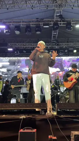 Rompiendo récord! Más de 45mil 💣🔥 @Oscar_Maydonn @Alexisfierro01 #santal33 #oscarmaydon #cantante #concierto #envivo #regionalmexicano #fiesta #after #feria #feriadelaprimaveraylapaz #vacaciones #sancristobal #sancristobaldelascasas #chiapas #mexico #fyp 