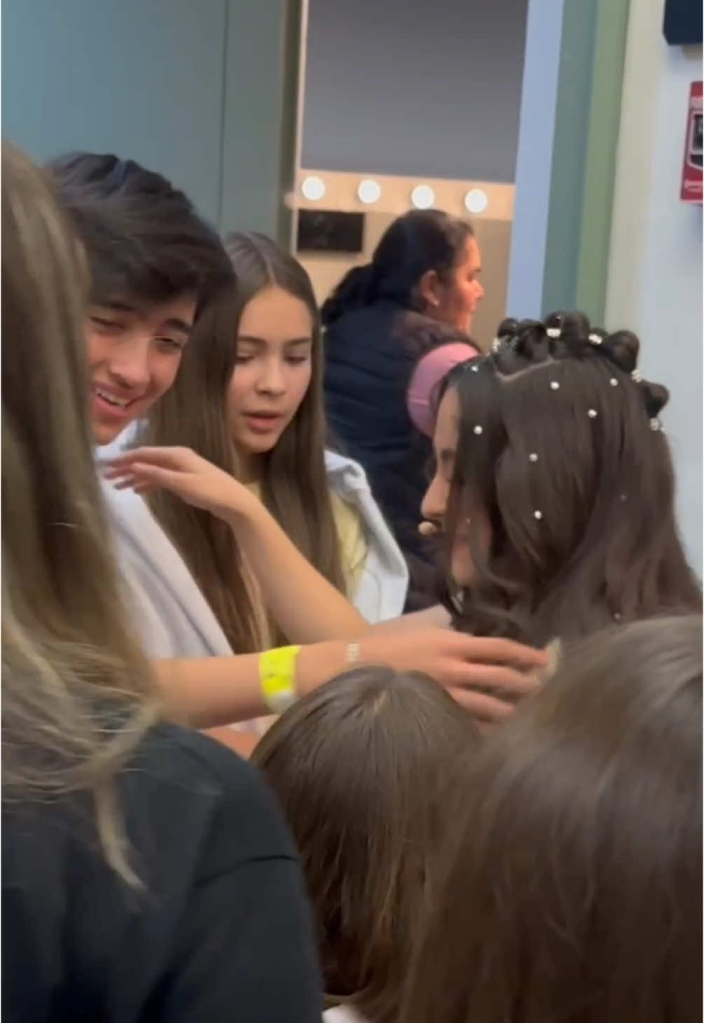 Feliz por ti  @LoreLaraOfficial te mereces eso y más ✨ #concierto #laracampos #auditorionacional #amigos #friends #tarde #feliz 