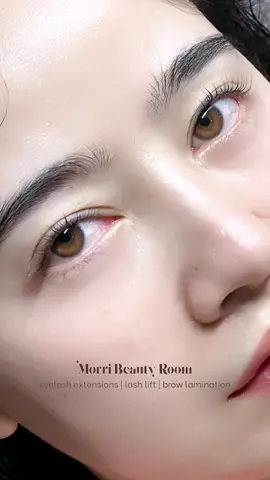 🕯Mừng Đại Lễ – Gọi tên nàng mi cong chuẩn Hàn  🎀 Từ 𝟏𝟎𝟎🧸 ⏳ Thời gian:  𝟐𝟗.𝟎𝟒 - 𝟎𝟓.𝟎𝟓  Đang là mùa đẹp nhất để glow up, nàng đã sẵn sàng? ✨ 100% thuốc uốn từ xứ sở Kim Chi ✨ Kỹ thuật uốn 2 trục – nâng tầm ánh nhìn ✨ Mí êm nhẹ nhàng – Không lo nặng mắt ✨ Morri bảo dưỡng mi trong 3 ngày Chỉ trong Morri Mini Season, nàng sẽ được trải nghiệm combo mi đỉnh cao, chuẩn chỉnh từng sợi. #uonmisieucong #uonmihanquoc #lashlift #xuhuong 