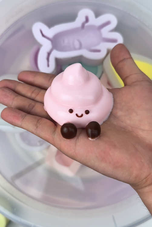 Poop 💩 #squishy #tabasquishy #squishynow #asmr 