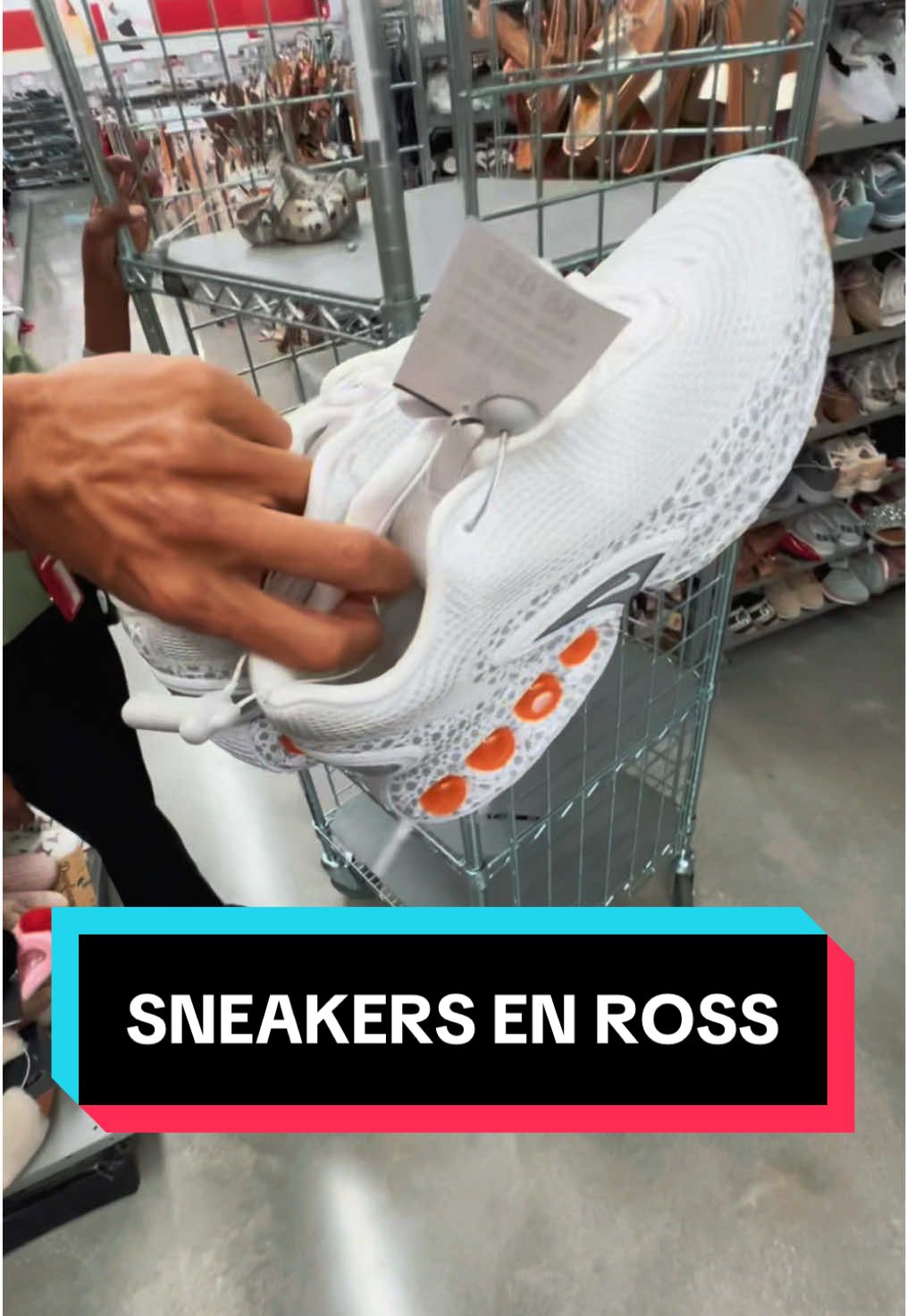 Seguimos buscando Sneakers Mira estos, suscríbete a mi membresia si quieres tener acceso a elllos. #coessneakers #sneakerhead #asmrsounds #asmr #asmrsneakers #sneakersfinds 