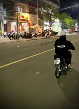 +1 máy ko có Ngiu để chở ik dạo 🤣🤣