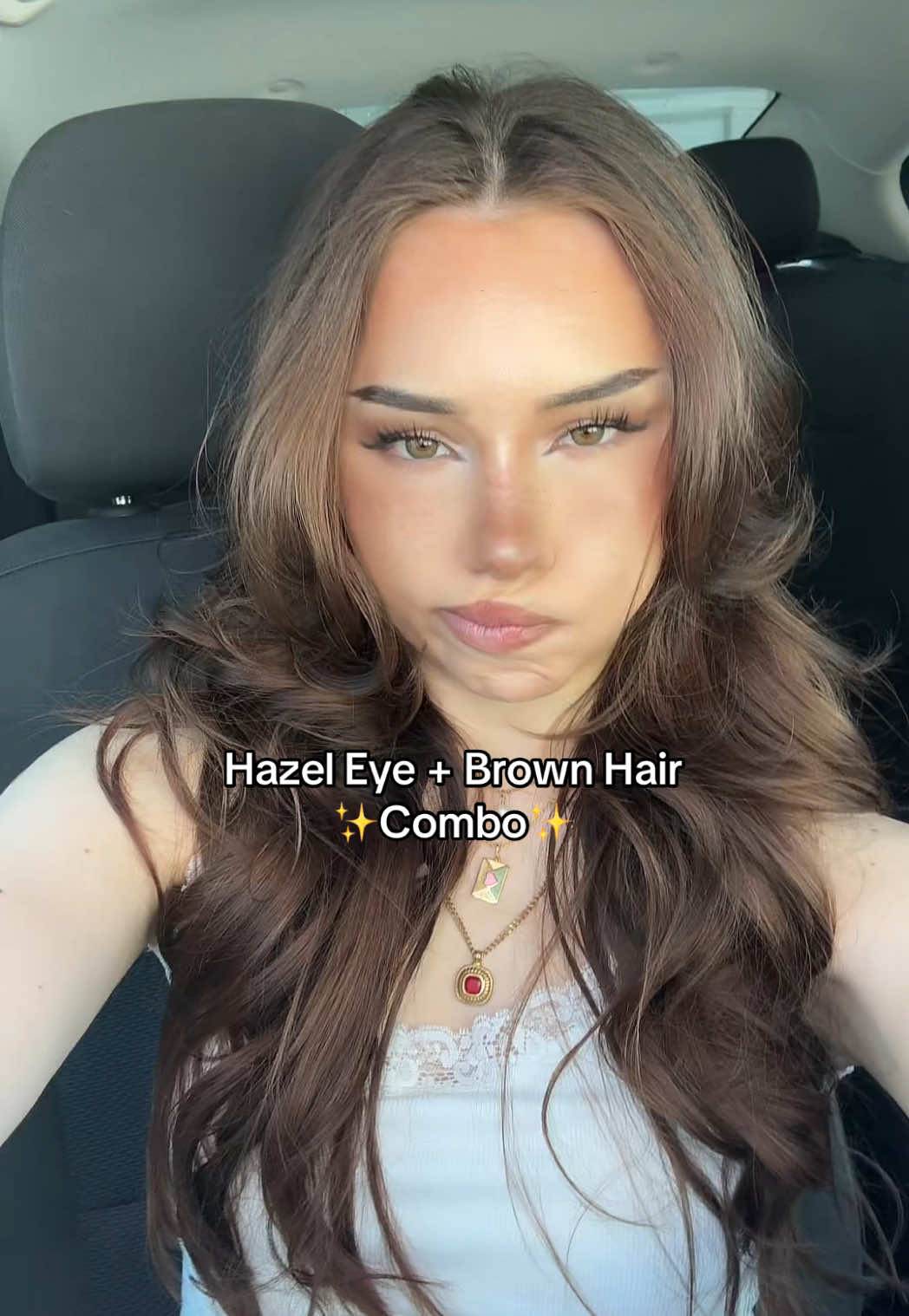 feeling sad but then realized I’m now.. #hazeleyes #brunette 