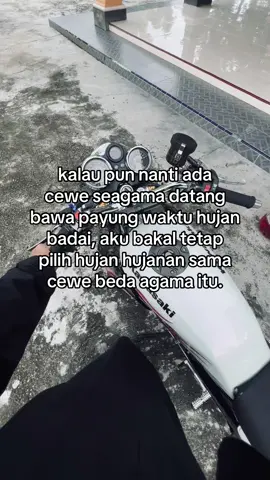 Buu yg beda agama lebih menghargai dan lebih peduli pdaku buu🥺  @M U Y🚩 🤍🤍🤍