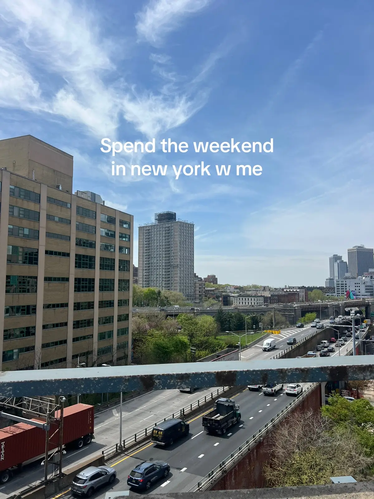 Had such a fun time with my dad and sis this weekend. Editing a vlog for yt tonight!!! 🌿🫶🏼 @Chip City @Little Cupcake Bakeshop @Blank Street @LEON’S BAGELS NYC @Awoke Vintage Brooklyn #brooklynny #weekendtrip #nyc #newyork #travel #chipcitycookies #nycmusttry 