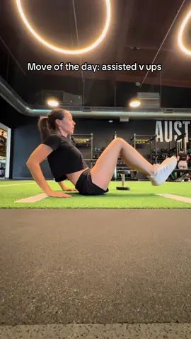 Move of the day: assisted v ups  #GymTok #vups #fit #Fitness #fitnessmotivation #motivation #motivational #gymgirl #gymgirls 