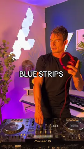 BLUE STRIPS BUT FOR THE CLUB #fyp #mashup #dj #vegas 