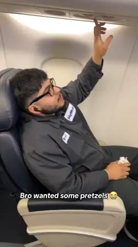 What airline is this 💀 @Drop A Pin Show (via:@Wyatt) 