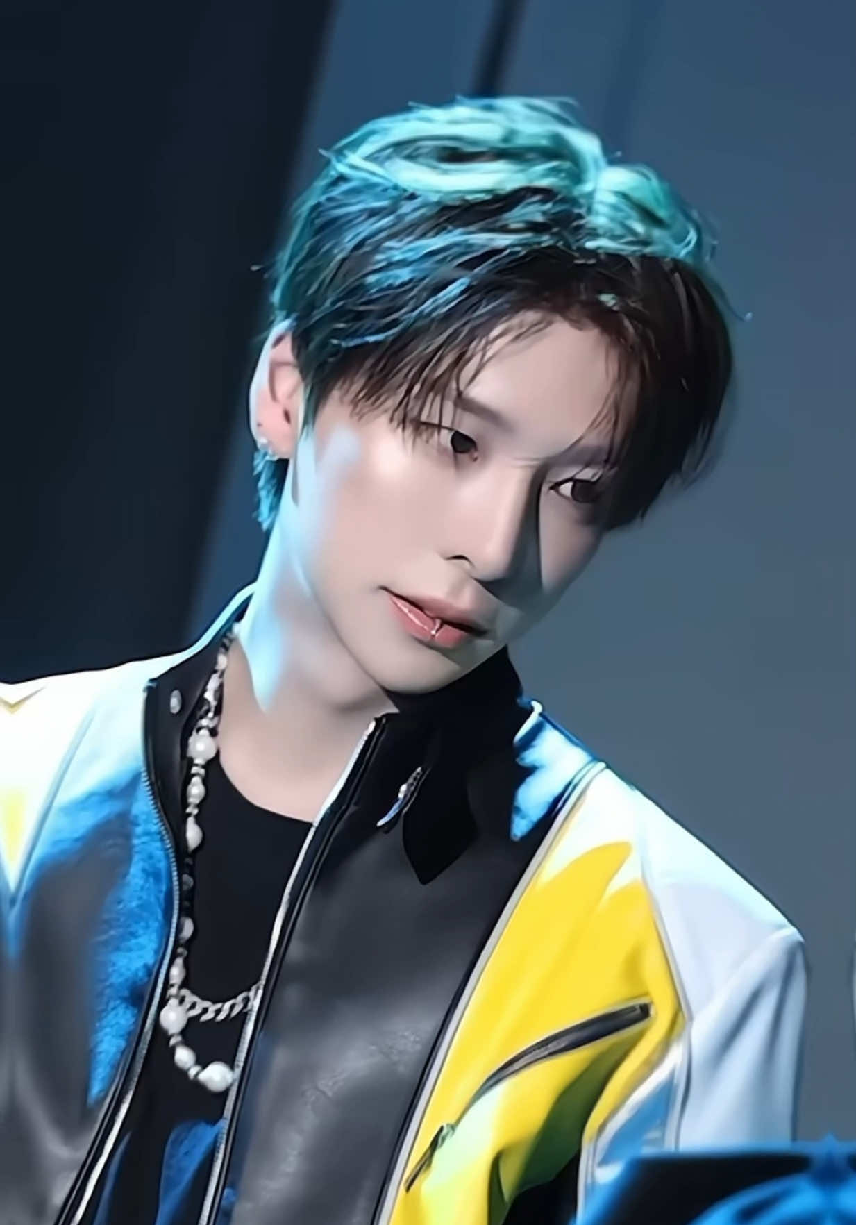 #AMPERSANDONE ~ jiho be too fine 🤭🙂‍↕️  #ampersandone #ampersandonejiho #jiho #kpop #kpopfyp #fyp #ampersandoneedit #kpopedit #JIHO 
