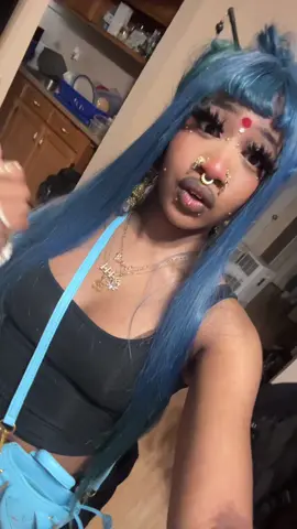 DAYUM . #fyp #07 #fypシ #alt #bluehair 