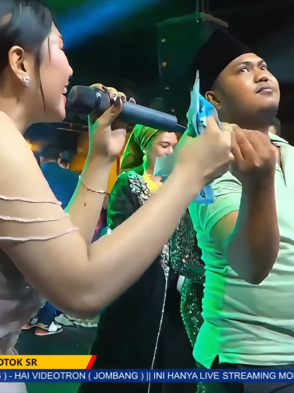 Ditelan alam  #bulakrukem #lagumaduraviral #surabayatiktok #surabaya #moots? #fyp #adella #omadella #hennyadella #adellamusic #lusyanajelita #nurmapaejah #ditelanalam @Lusyana jelita @nurmapaejah  banjirran duet 