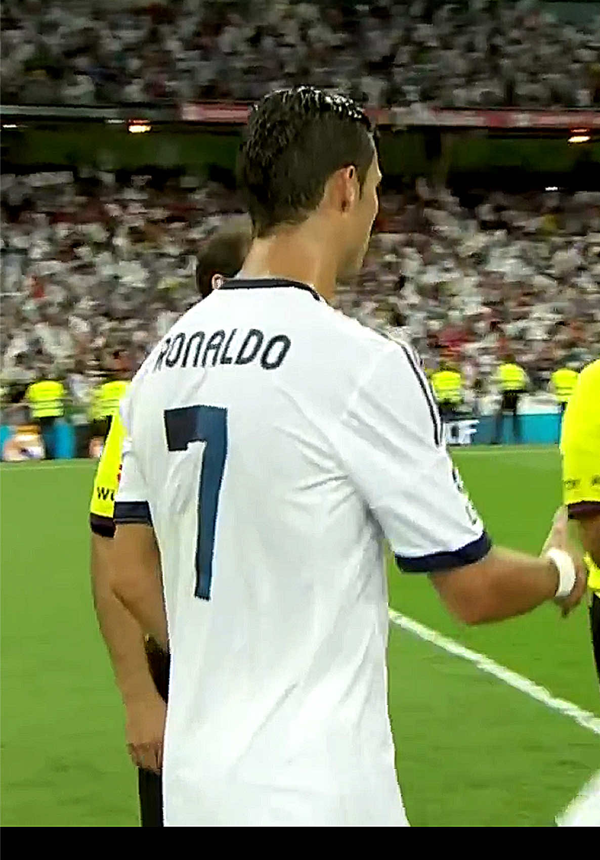 12 Years Ago [29, August, 2012] Cristiano Ronaldo and Real Madrid beat 10-man Barcelona 2-1 to lift the Spanish Super Cup before a full house at the Santiago Bernabeu.  It was a timely success for Madrid, who had already fallen five points behind arch rivals Barca in La Liga after a draw and a loss in their first two league games. With the first leg at Camp Nou having ended in a 3-2 Barca victory, Madrid weren’t ready to lose yet again, Cristiano Ronaldo made sure of that. Madrid took the title on away goals after a 4-4 aggregate draw!  I DO NOT OWN ANY COPYRIGHT TO THIS VIDEO. DM ME FOR REMOVAL #cristianoronaldo #cristiano #ronaldo #cr7 #ronaldo7 #realmadrid #madrid #ElClasico #supercup #fcbarcelona #barcelona #leomessi #madridista #madridistas #footballtiktok #losblancos #goviral #creatorsearchinsights #creatorrevolution #foryoupage #fyp #fypシ゚ 