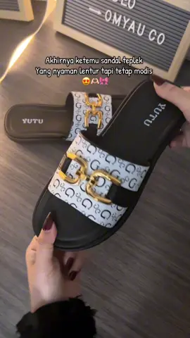 Sandal sebaguss ini dengan harga semurah ituu 😍 #sandalflat #sandalteplek #sandalkaret #selop #sandalwanita 