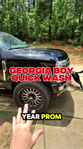 Always keep the shoes clean… #wildwillies #realdealneal #akinsford 