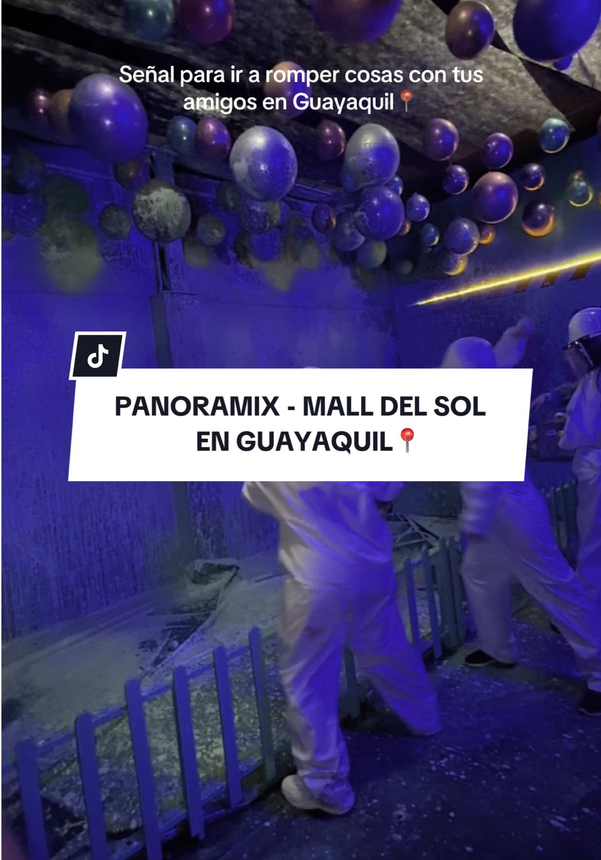 Este lugar se llama Panoramix y está ubicado en el Mall del sol en Guayaquil📍. El costo de entrada es de $10 y $1 adicional por ir en el 🚂. Son como 20 minutos aproximadamente de recorrido.  #guayaquil #quehacerenguayaquil #panoramix #guayaquil_ecuador 