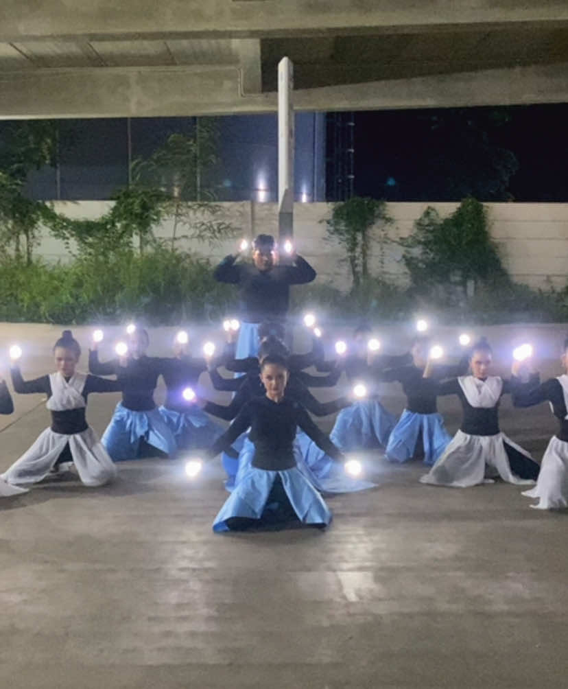 Thousand Hands #fypage #fypage #foryoupageofficiall #dancer #seributangan #dancecrew #limitedallstar #danceindonesia #jakartainternationalstadium 