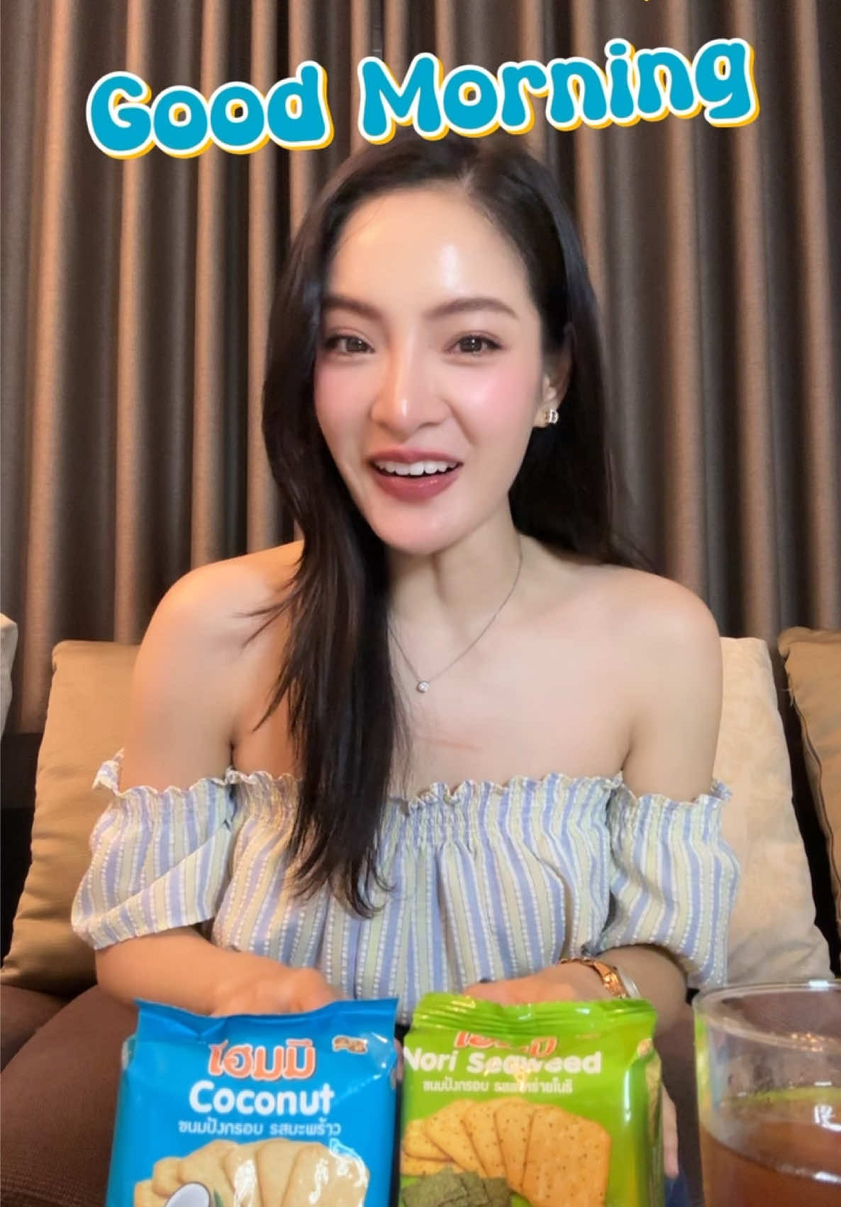 มื้อเช้าก่อนไปทำงานขอเพิ่มพลังด้วยเครื่องดื่มกับขนมปังกรอบโฮมมี  ทั้งหอม กรอบ อร่อยมากๆ หาซื้อได้ที่หาสรรพสินค้าทั่วไปเลยน้า🩵 #Homey #โฮมมีอร่อยใครๆก็รู้ #นางร้ายไทยแลนด์SS2