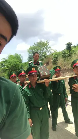 #xuhuong #chúbộđội vua chúa chỉ thế thôi 😂