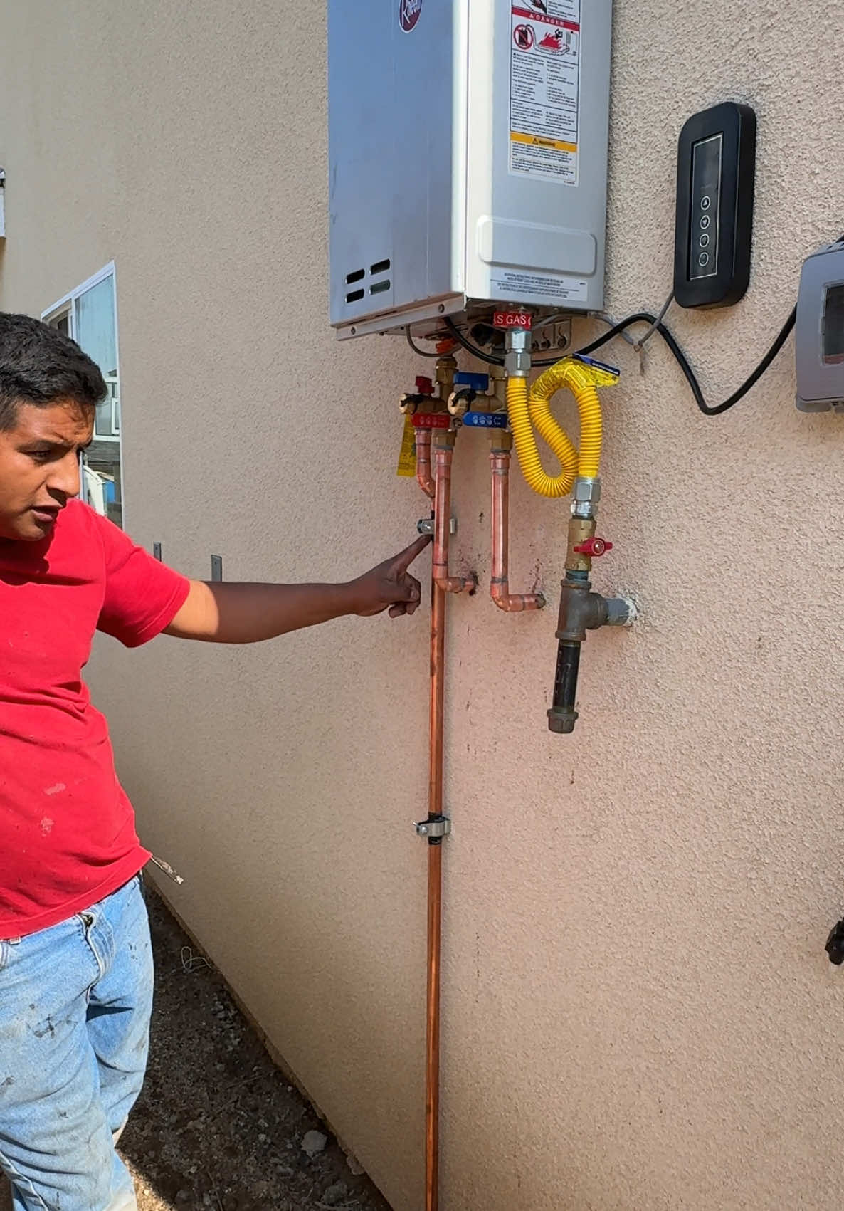 Tankless water heater #tankless #water #heater #California #construcción