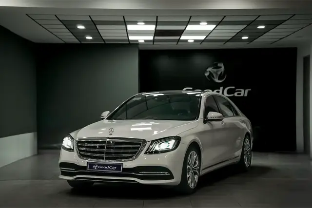 Mercedes S450 Luxury sản xuất 2020 🇩🇪 - Lăn bánh : 54,000km - Màu sắc : Trắng - Nâu - Tên cty xuất hoá đơn cao • Cam kết : Không đâm đụng - Không ngập nước - Không tua km - Full lịch sử bảo dưỡng. • Ngân hàng hỗ trợ : 70% - 90% • Giá tham khảo : 2 Tỷ xxx ( còn thương lượng )  ☎️ : 0867080031 ( Khang ) #mercedesbenz #xesanggiatot #chuyenxesang #xeluot #xedaquasudung #s450luxury #S450Maybach #S450