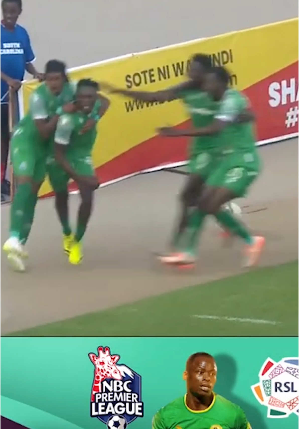 Ilitafutwa njia huko ukigoni,watu wakapenya hao kibenderani!  Dakika 10 baada ya ile kadi nyekundu,Dakika ya 88,jezi no 88 sadfa iliyoje. Ni kuelekea jumapili Torebobe V Kogalo. #football #footballtiktok 