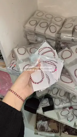 cuma 1.000😭#xyzbcafypシ #gelangtridatu #gelangtridatubali #xyzbcafypシ #aksesoris #gelangcouple #fyp 